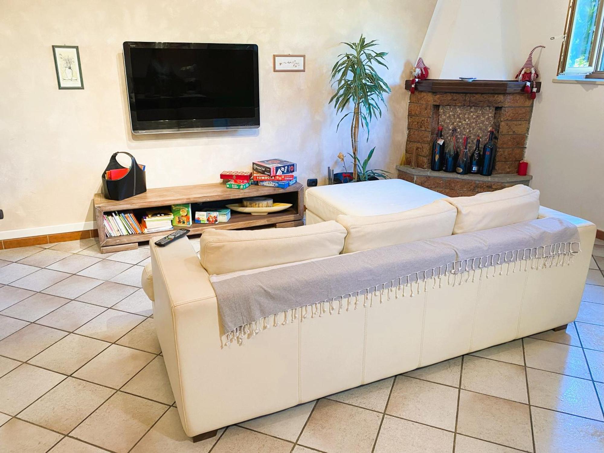 Chiara House Apartman Barga Kültér fotó